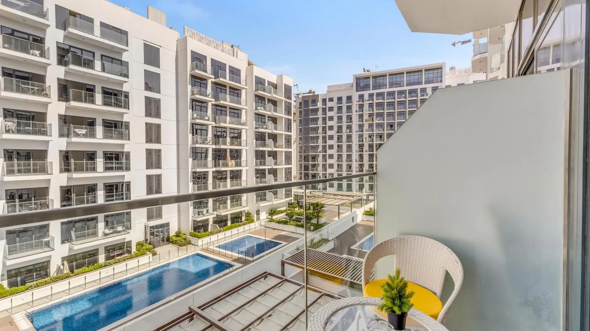 Stunning Studio With A View Dubai Apartment