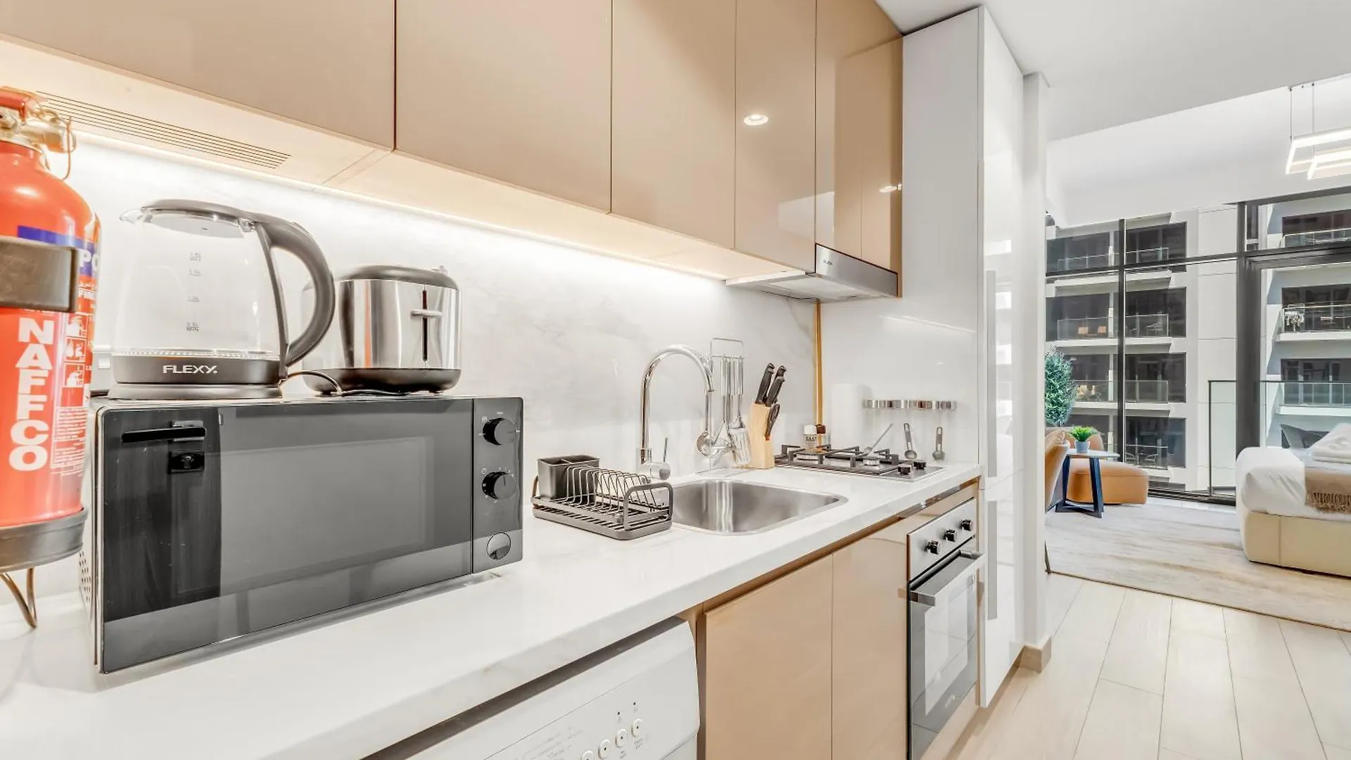 Stunning Studio With A View Dubai
