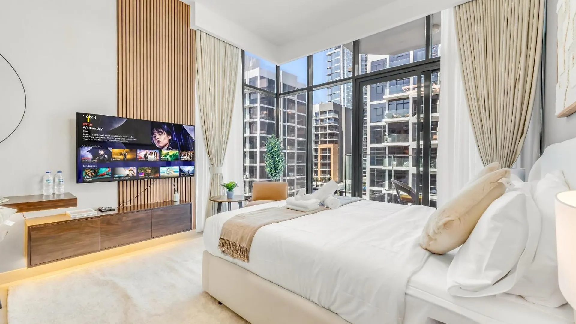 Stunning Studio With A View Dubai